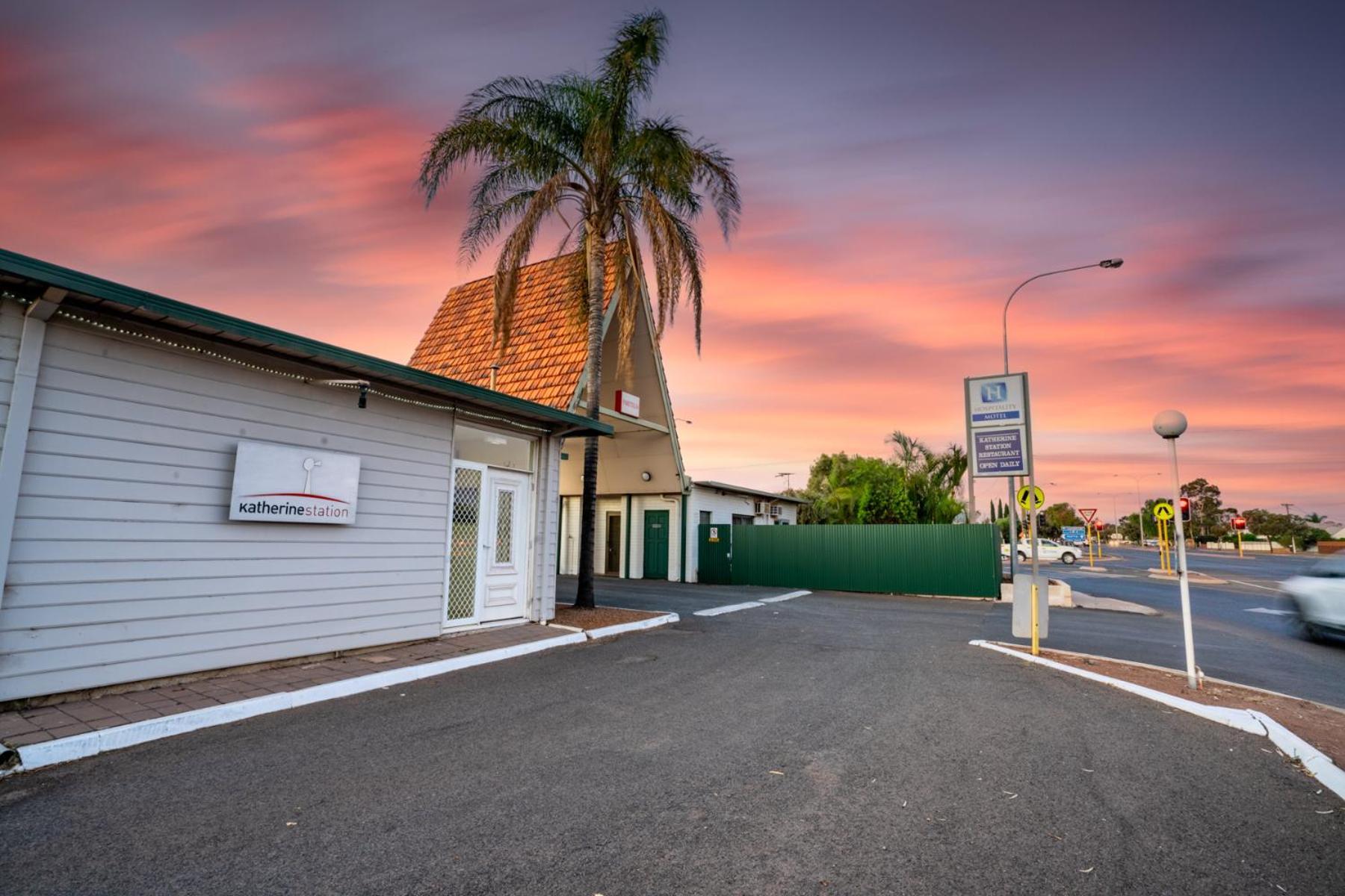 Hospitality Kalgoorlie, Surestay Collection By Best Western Exterior photo